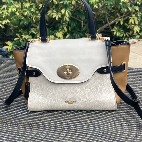 Coach Handbags - Coach hand bag
